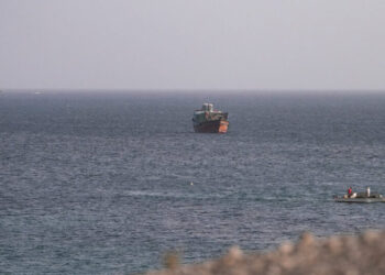 Strait of Hormuz Tanker Traffic Erodes Further as Oil Prices Rise