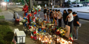 In Houston, a Different Kind of Mourning After Fatal ICE Shooting