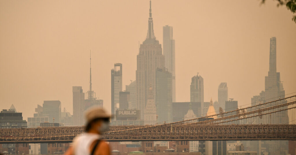 Air Pollution From Wildfire Smoke Set Records for Many, Analysis Shows