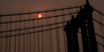 Mamdani Urges New Yorkers to Stay Indoors Because of Wildfire Smoke