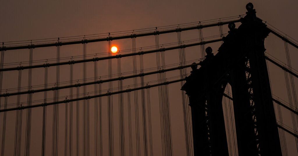 Mamdani Urges New Yorkers to Stay Indoors Because of Wildfire Smoke