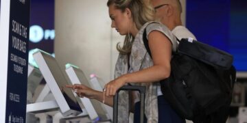 ‘You can expect prices to be high and stay high’: Domestic airfare is skyrocketing faster than international flight costs, despite using less jet fuel