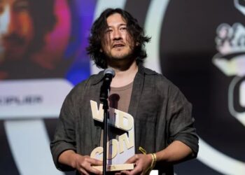 Creatorverse: After Cannes Lions and VidCon, Hollywood Should Be Panicking More About Creators