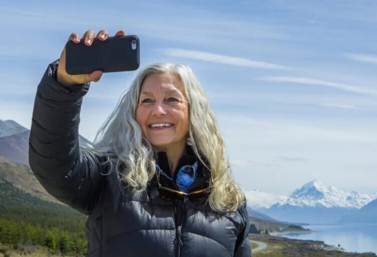 Americans are escaping the U.S. for New Zealand where house prices have hit a new low—but only wealthy Americans with $3 million spare can invest