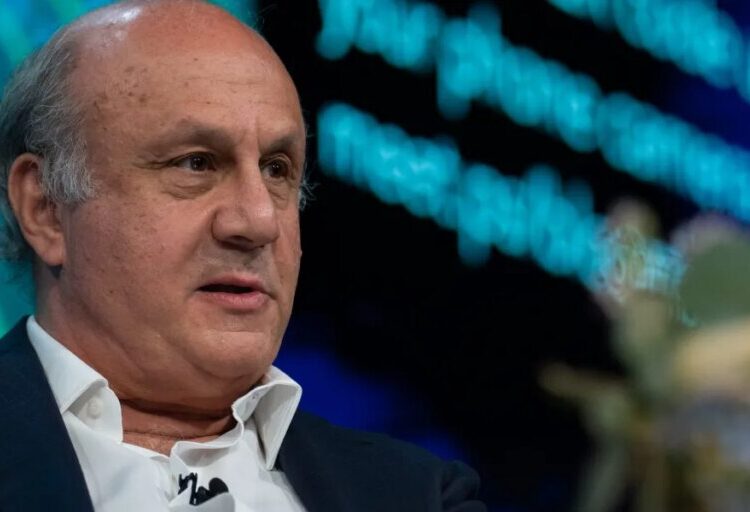 I argued with the father of open source for 2 years. Now the AI fight is the same — only bigger