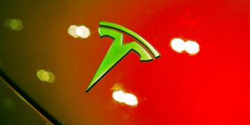 Tesla Slams Into Crowded Cafe, Killing One
