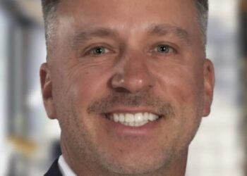 The CEO using AI to double revenue with 1,000 fewer hires: ‘Nobody’s going to replace the last mile’
