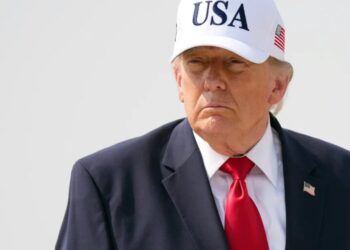 Democrats are railing against Trump’s $1.4 billion in crypto income. Will his financial disclosure derail a key crypto bill in Congress?