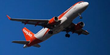 EasyJet’s stock shows Castlelake bid is far from a done deal