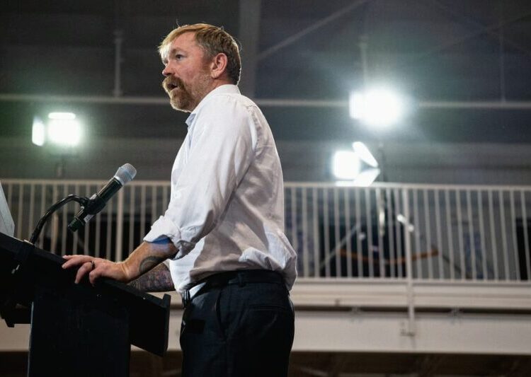 With Graham Platner, Democrats Got Drunk on the Beer Test