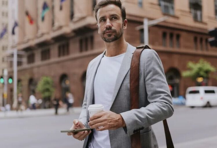 AI start-ups are snubbing entry-level talent in favor of Silicon Valley men with top degrees, research shows