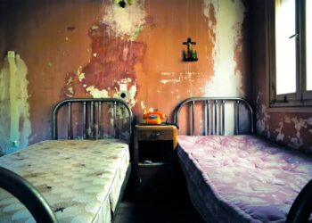 Tripadvisor’s AI Is Telling Vacationers That Gruesome Horror Grottos Are Wonderful Holiday Retreats