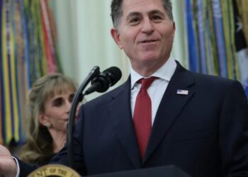 Presidents aren’t supposed to pick winners, former White House ethics lawyer says. Trump keeps choosing Dell