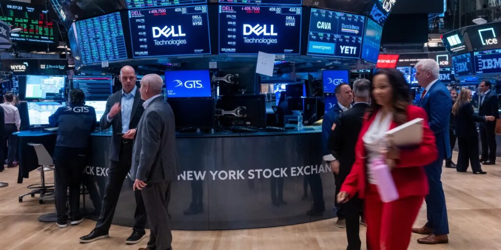 AI’s productivity gains are years away, but if it doesn’t deliver, it could make unsustainable debt levels even worse, Deutsche Bank economist says
