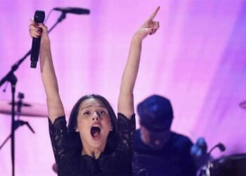 Rankled Olivia Rodrigo sics fan base on Trump