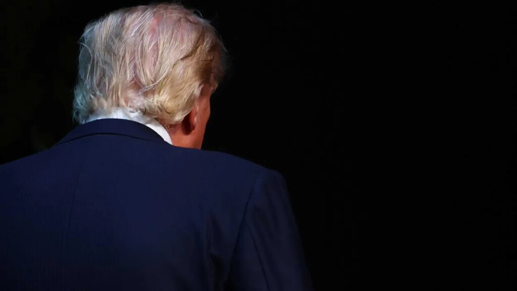 Trump’s mass ‘extortion’ plot reeks of unprecedented ‘desperation’: expert