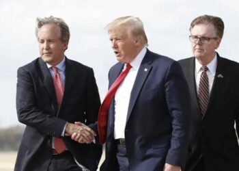 ‘South Park levels of farce’ at play as Republicans pounce on sex scandal: MS NOW