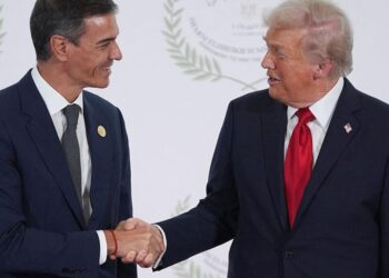 Can Trump ‘Cut Off All Trade’ With Spain? Here’s What Experts Say