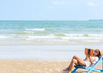 40% of Americans didn’t read a book last year. These 3 are worth the exception