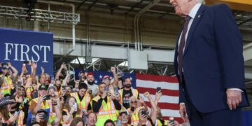 Trump’s colossal week from hell leaves his brags in tatters