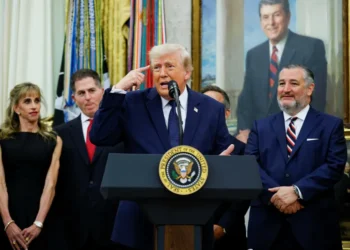 ‘This is not a joke’: Onlookers stunned as Trump praises Allah in threat to ‘destroy’ Iran