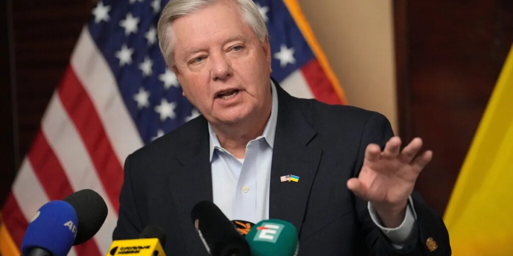 Sen. Lindsey Graham, a foreign policy hawk who became a close Trump ally, dies suddenly at 71