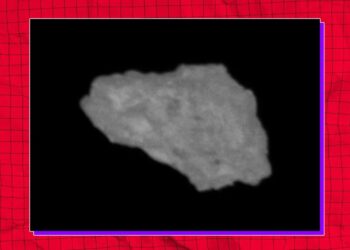 Chinese Spacecraft Approaches Mysterious Object Near Earth
