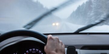 ‘We are driving in the fog’: Hundreds of economists admit they’re flying blind on AI