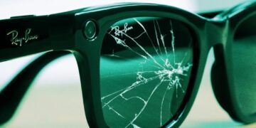 The Backlash Is So Strong That People With “Pervert Glasses” Are Afraid to Use Them in Public