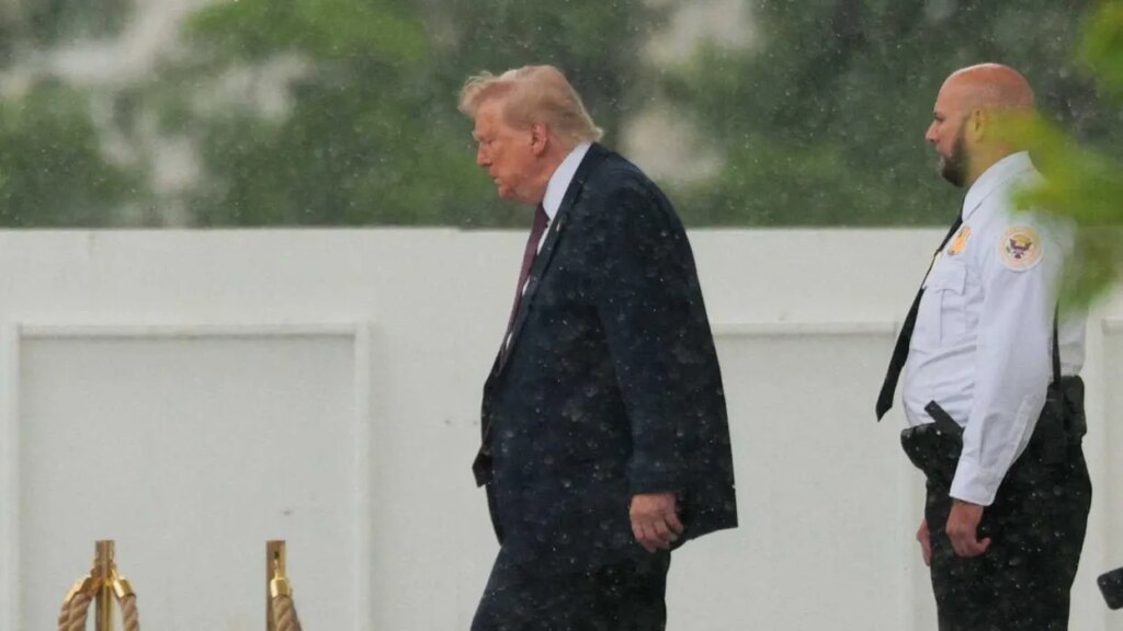A Trump scandal finally has the teeth to put him in real danger