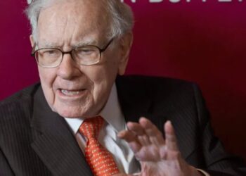 ‘He found their weakness. It might have been sex. It might be power’: Warren Buffett stunned by Epstein pull as he snubs Gates Foundation