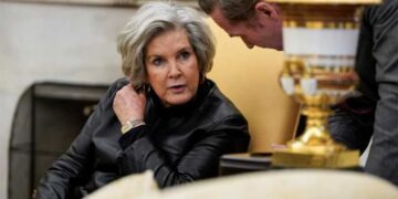 Susie Wiles and Kash Patel orchestrate White House phone seizure during intense leak probe