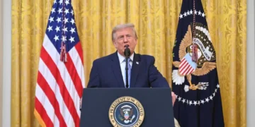 Trump touted vulnerable voting machines with a photo of a 1990s computer game: report