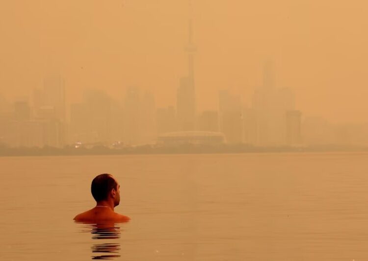 Photos of the Week: Tall Ships, Cool Catacombs, Bastille Day