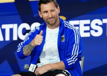 ‘Superteams’ to Collide at World Cup Final