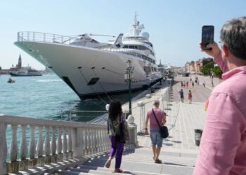 Trump’s billionaire envoy to Italy is on ‘coastal diplomacy’ tour with his super yacht, but it’s enraging people in Venice. ‘It’s gross’