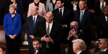 ‘Spare me’: Senator’s bold threat backfires as ‘tiresome performance’ has worn out