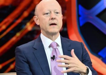 Agentic commerce is coming—and the battle to build its infrastructure is on