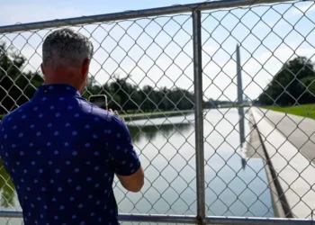 Reflecting Pool vandalism case faces dismissal as prosecutor’s evidence ‘missing’