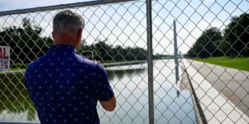 Reflecting Pool vandalism case faces dismissal as prosecutor’s evidence ‘missing’