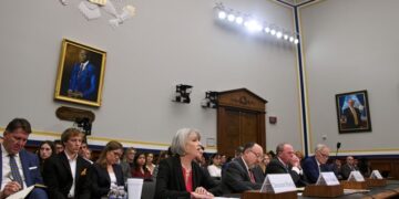 The Smithsonian’s Show Trial on Capitol Hill