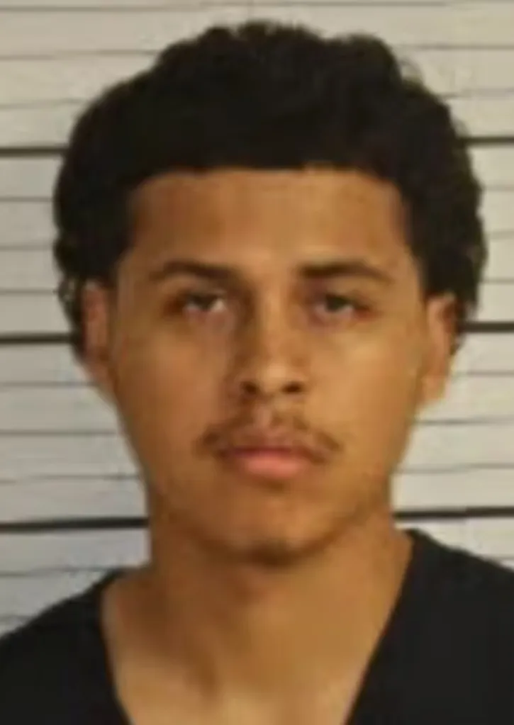 Mugshot of Saul Martinez.