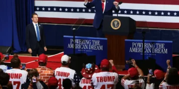 Trump ‘mocked ruthlessly’ by attendee at his own rally: journalist