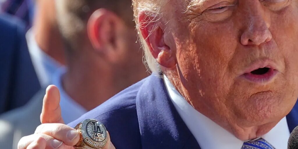 Dodgers give Trump what looks like a World Series ring: ‘Wow. Do I have to report this? I don’t want to report this’