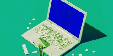 Computer Science Enrollment Now Declining Under Dark Cloud of AI