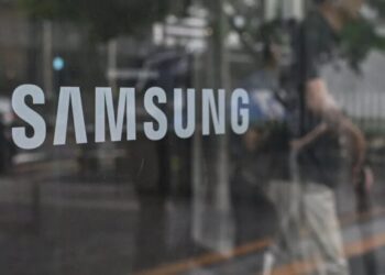 Samsung wins $200 billion order to supply chips to Broadcom