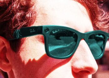 Meta Desperately Trying to Ban Creeps Misusing Its AI “Pervert Glasses”
