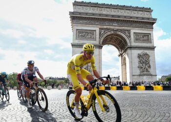 Wildfire Disruptions to the Tour de France Show How Climate Change Is Shaping Sports