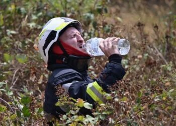 ‘It looked like the apocalypse’: France’s summer of deadly heat turns into a wildfire that is making its own lightning