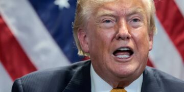 Panicking Trump issues dark warning to GOP: ‘Stupidity brings losing and death!’